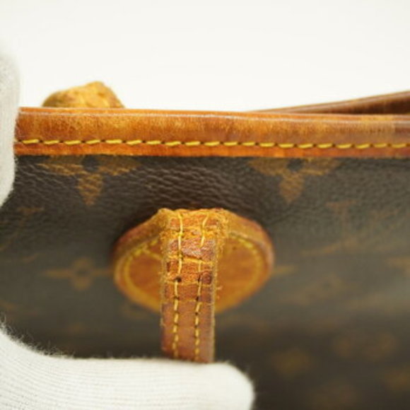 Louis Vuitton Monogram Neverfull MM Tote Bag - Picture 12 of 14